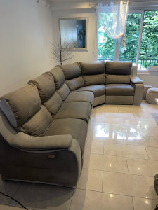 Photo de galerie - Un canapé après nettoyage 