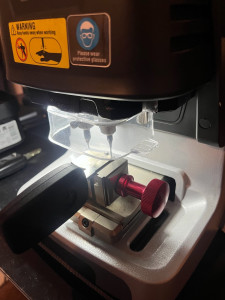 Photo de galerie - Reprogrammation de clé usinage de clé. Toute clé perdu 