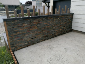 Photo de galerie - Pose de pierres de parement 
