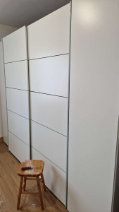 Photo de galerie - Grande armoire penderie 
