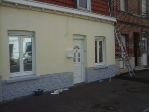 Photo de galerie - Après : Fin de la remise en peinture complète de la façade. 