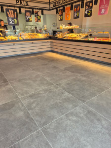 Photo de galerie - Pose carrelage 90/90 boulangerie ange semecourt 