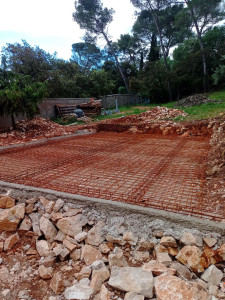 Photo de galerie - Ferraillage dalle en béton 9m×6m
pour accueillir piscine hors sol