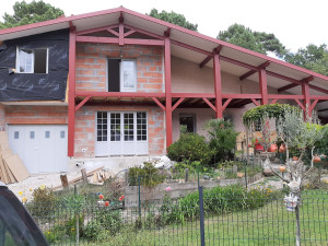 Photo de galerie - Peinture boiseries de façade 