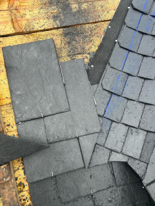 Photo de galerie - Noue en ardoise 