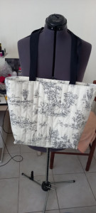 Photo de galerie - Je fais aussi des coussins, des retouches dans la limite du possible. 