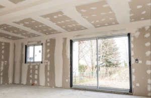 Photo de galerie - Pose de placoplatre BA13 + bande 