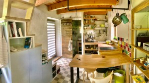 Photo de galerie - Rénovation complète d'une petite dépendance en Tiny House. Accompagnement sur chantier et suivi avec les artisans.