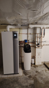 Photo de galerie - Chaudière au sol + adoucisseur
