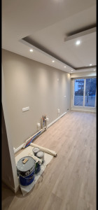 Photo de galerie - Revêtement de murs et sol: placo peinture et parquet