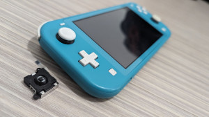 Photo de galerie - J'ai changé le petit joystick défectueux de la Nintendo Switch.