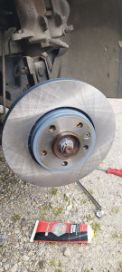 Photo de galerie - Changement disques + plaquettes + biellettes de barre stabilisatrice