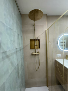 Photo de galerie - Réalisation de salle de bain clef en main