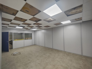 Photo de galerie - Suivi du chantier - création d’un espace de bureau clef en main