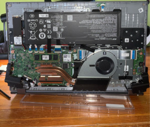 Photo de galerie - Nettoyage, pâte thermique et changement de disque dur