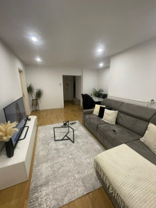 Photo de galerie - Réalisation de faux plafond, spots LED, plaques de plâtre, peinture, montage de meubles.