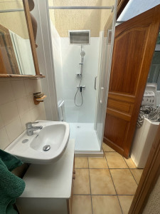 Photo de galerie - Douche avec panneaux mural 