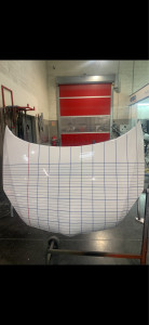 Photo de galerie - Décoration d’un capot 