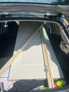 Photo de galerie - Découpe, transport et installation de porte