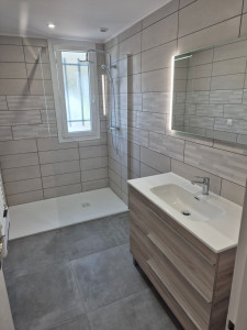 Photo de galerie - Rénovation complète de salle de bain 