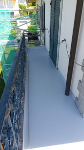 Photo de galerie - étanchéité sur balcon, avec système de membrane liquide Polyuréthane, qui allie finition et efficacité 