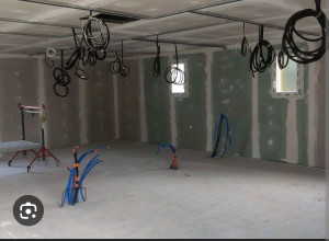 Photo de galerie - Installation électrique maison,avec pose de placo mur et plafond 