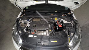 Photo de galerie - Remontage de l’admission d’aire et de la distribution sur une Peugeot 208 phase 1. 