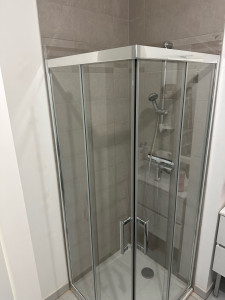 Photo de galerie - Paroi de douche