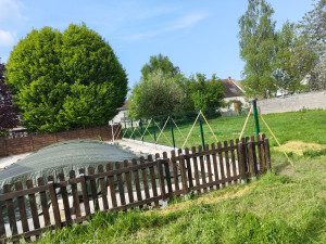 Photo de galerie - Pose clôture rigide poteau scellé 