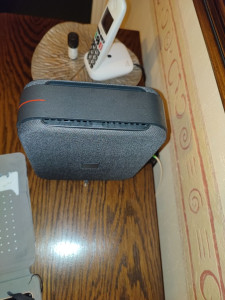 Photo de galerie - Passage de câble internet pour box WiFi 