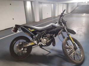 Photo de galerie - Réparation sur tous types de véhicule (changement piston cylindre )