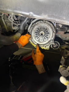 Photo de galerie - Changement d’embrayage