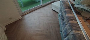 Photo de galerie - Pose parquet bâto rumput