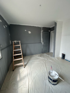 Photo de galerie - Chambre complet murs & sol AVANT 