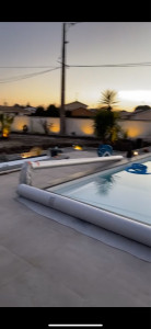 Photo de galerie - Tirage câble électrique plus gaine avec boîte Plexo plus gel pour éviter l’humidité, placement des spots et branchement dans un massif et autour d’une piscine