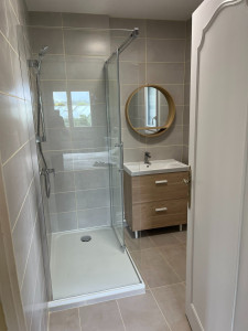 Photo de galerie - Salle de Bain  complête