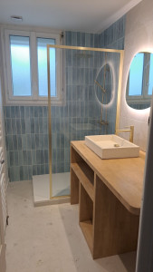 Photo de galerie - Réalisation d'une salle de bain complète 
