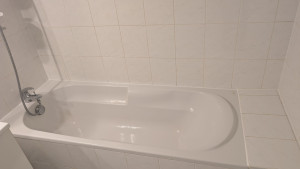 Photo de galerie - Réfection du joint de baignoire 