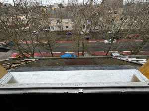 Photo de galerie - Installation de capot d’appui de fenêtre en zingue