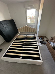 Photo de galerie - Montage d’un lit double avec coffre