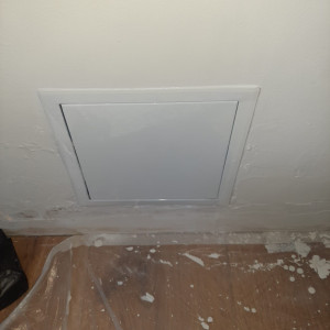 Photo de galerie - Fabrication de trappe de visite 