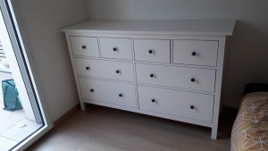 Photo de galerie - Commode hemnes IKEA  ( 8 tiroirs )
