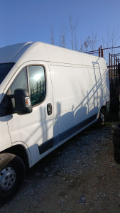 Photo de galerie - Grosse camionnette utilitaire 