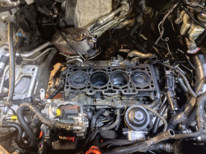 Photo de galerie - Depose culasse sur Audi A3 1.6TDI 