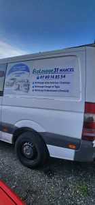 Photo de galerie - Nettoyage intérieur et extérieur de voiture, nettoyage en profondeur de canapés et de tapis, désinfection à la vapeur à 150 degrés