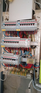 Photo de galerie - Installation électrique et dépannage 
entretien d'installation électrique 