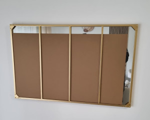 Photo de galerie - Pose d'un miroir au mur