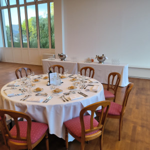 Photo de galerie - Serveur - Maître d'hôtel