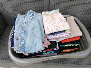 Photo de galerie - Repassage du linge d’une famille