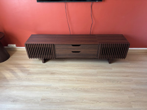 Photo de galerie - Meuble TV en bois
